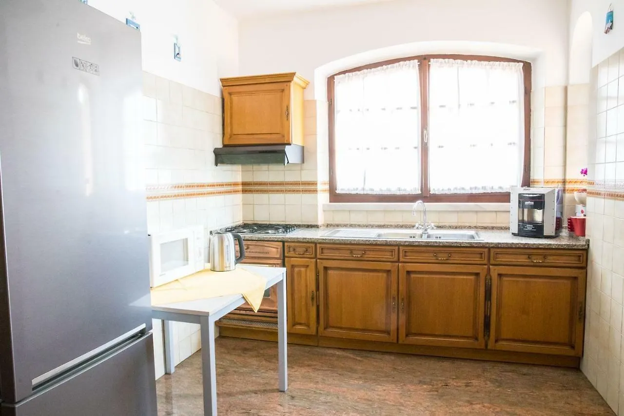 B&B Villa Anna Carrare