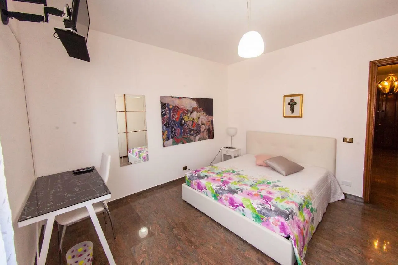 B&B Villa Anna Carrare