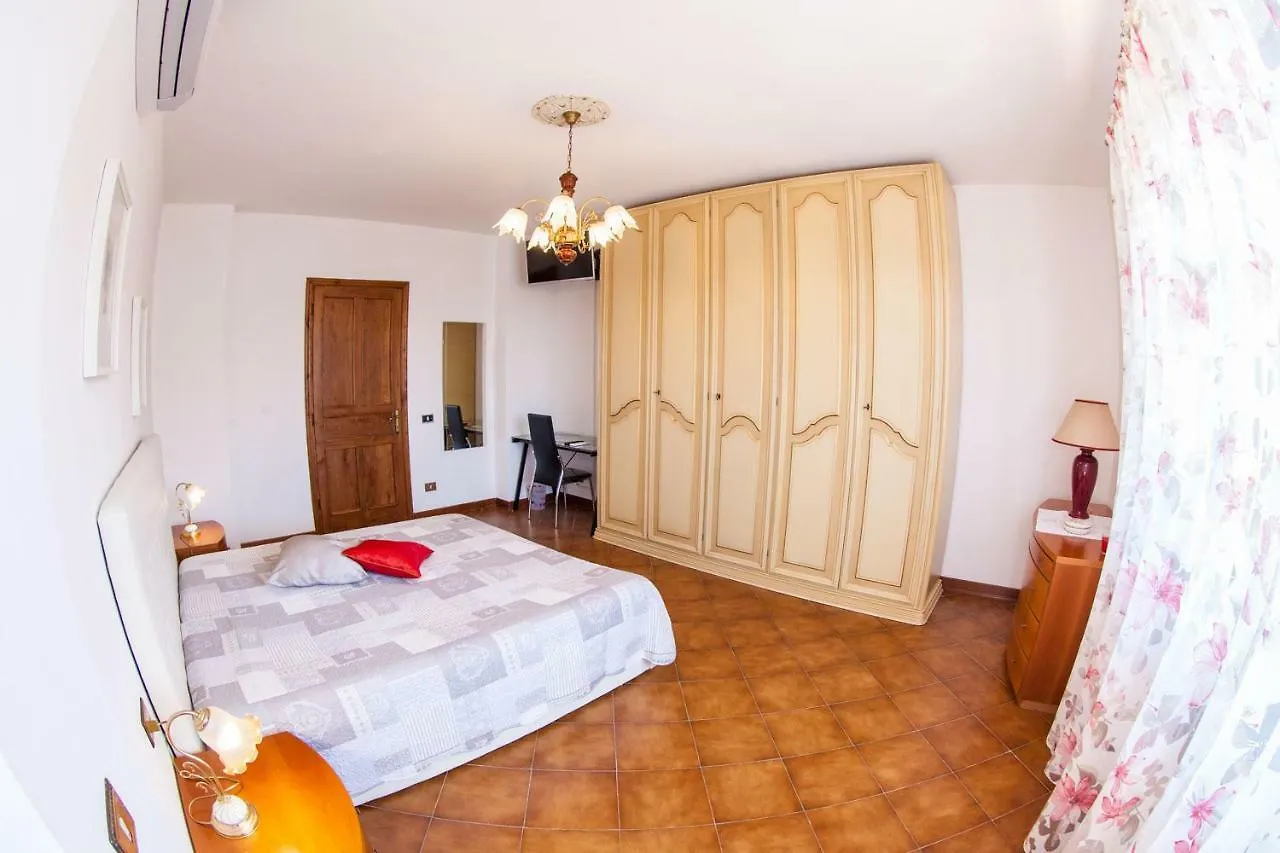 B&B Villa Anna Carrare Couette-café
