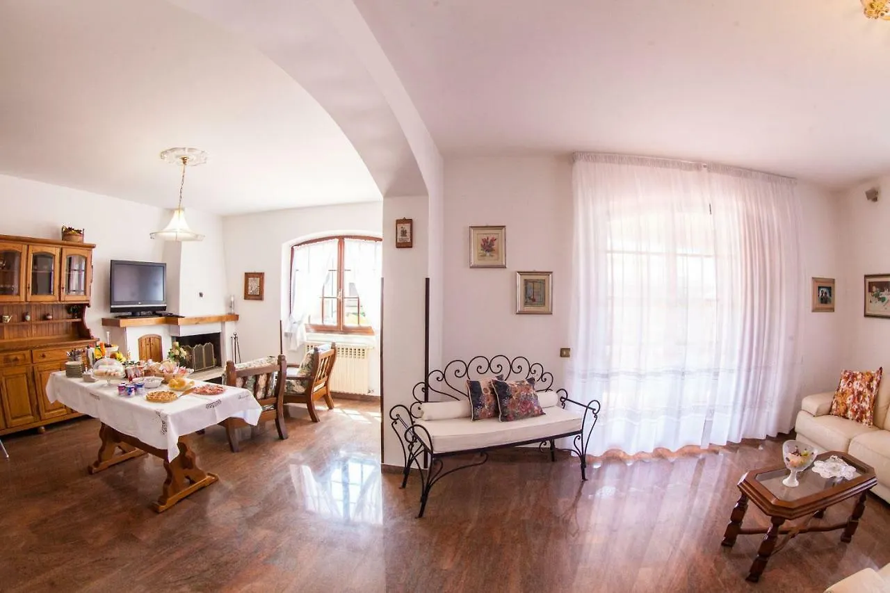 Couette-café B&B Villa Anna Carrare